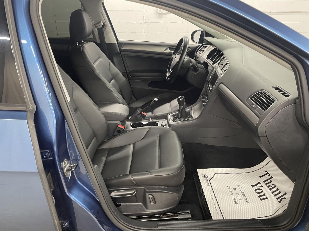 2017 Volkswagen Golf TRENDLINE