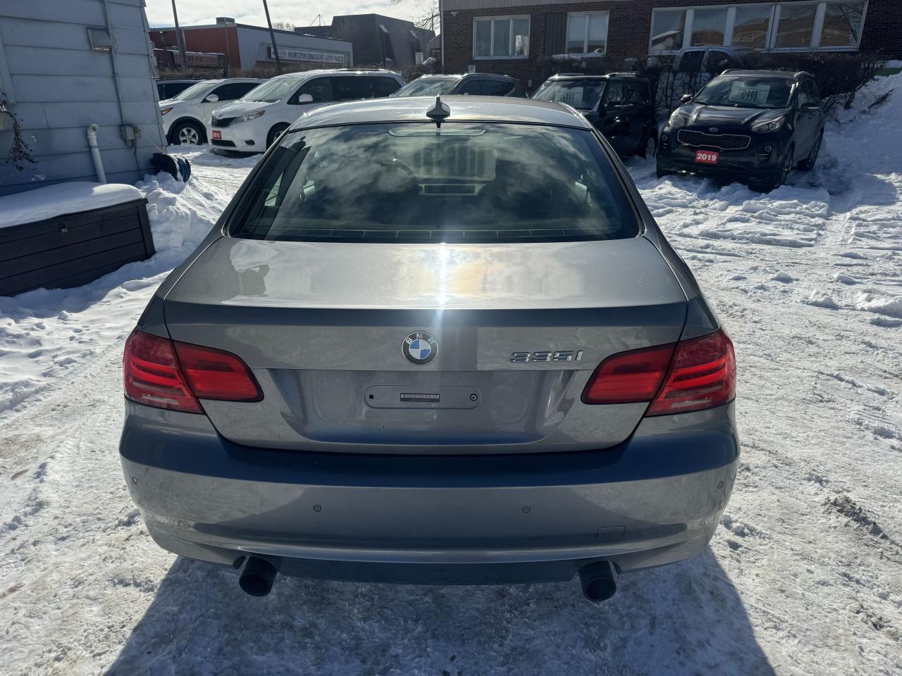 2011 BMW 3 Series 335i xDrive Photo