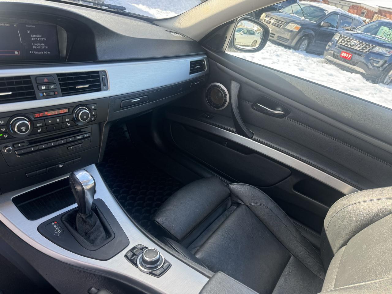 2011 BMW 3 Series 335i xDrive Photo