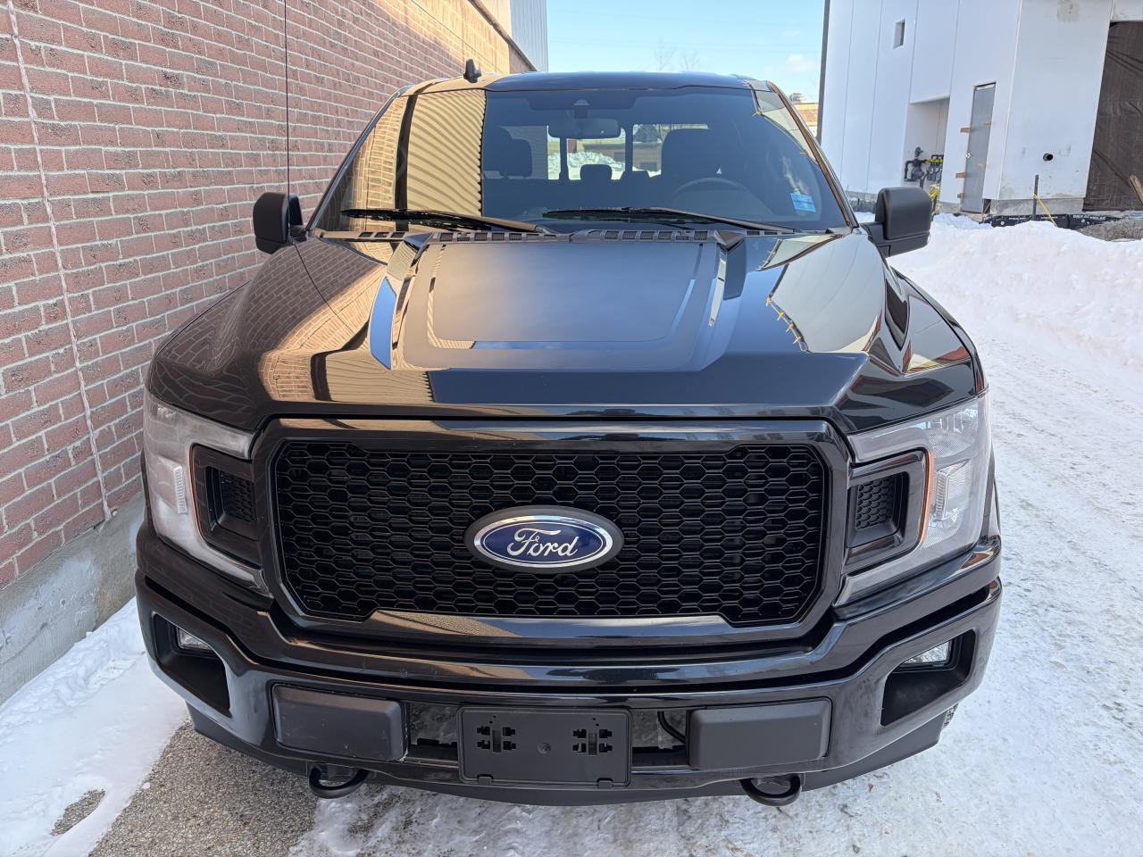 2019 Ford F-150 XLT Photo3