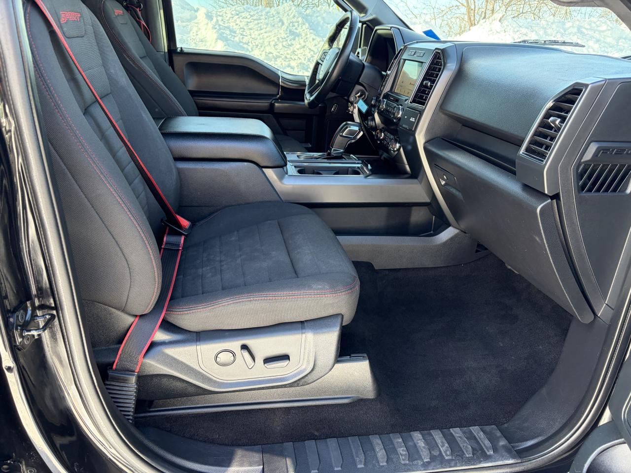 2019 Ford F-150 XLT Photo