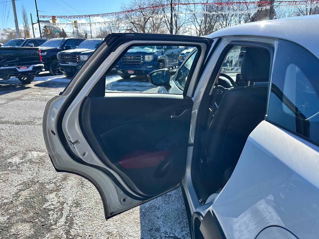 2018 Mazda CX-3 GS AWD Sunroof HTD-LTHR Bluetooth BackupCam CD FM Photo