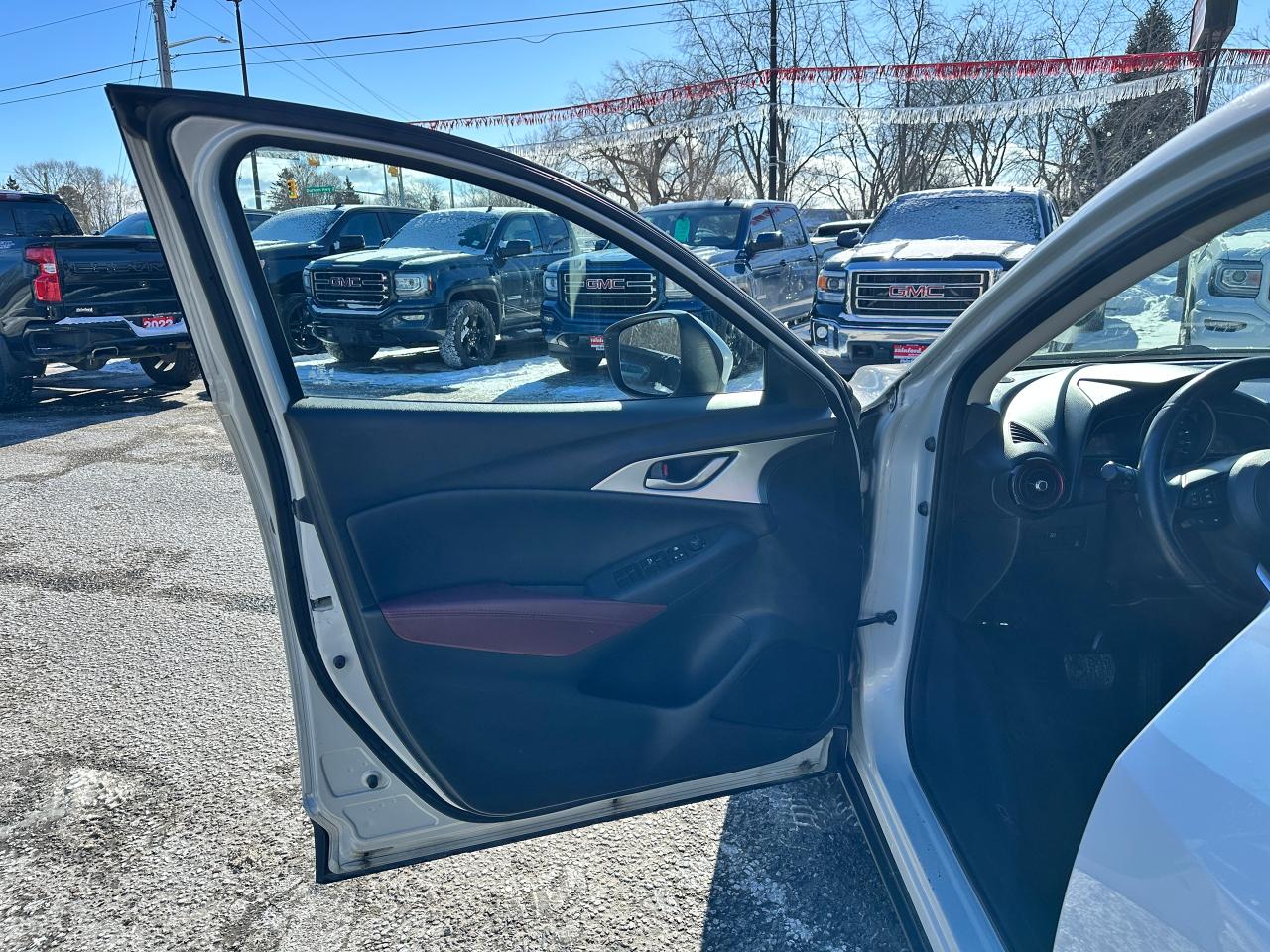 2018 Mazda CX-3 GS AWD Sunroof HTD-LTHR Bluetooth BackupCam CD FM Photo