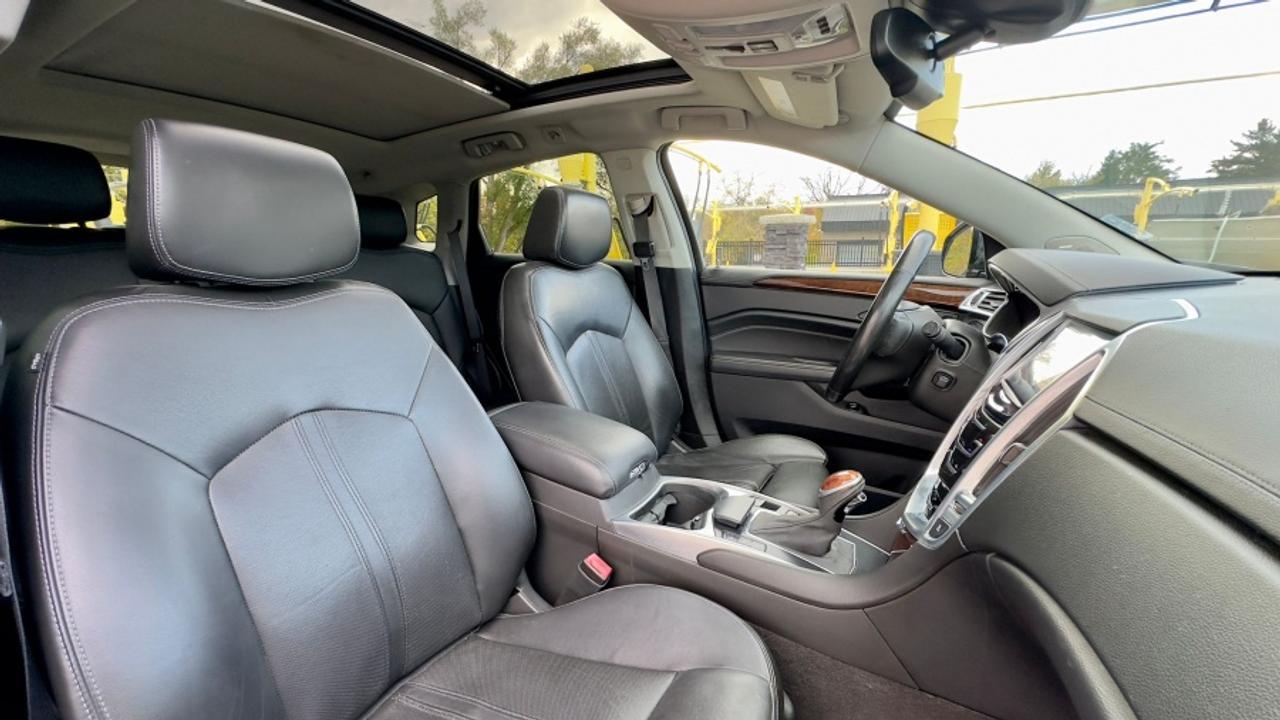 2014 Cadillac SRX * AWD * LUXURY COLLECTION LUXURY COLLECTION Photo