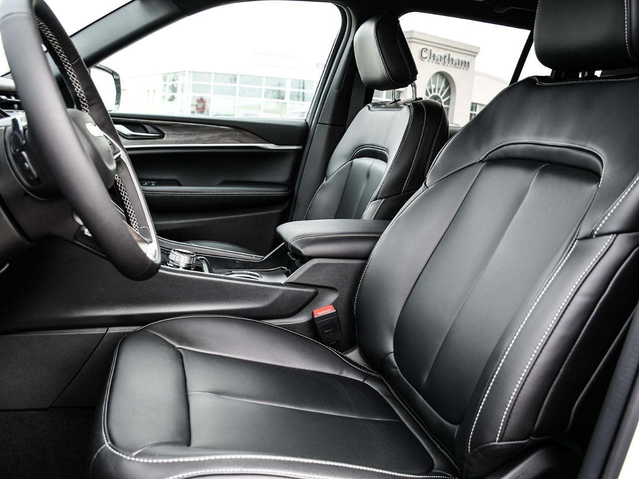2026 Jeep Grand Cherokee  Photo