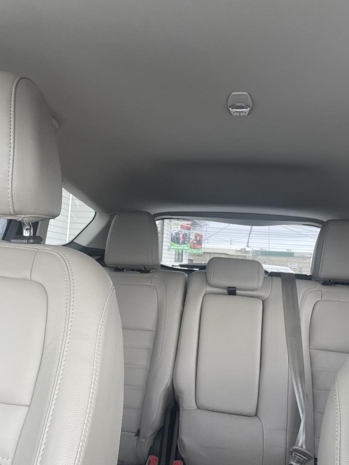 2017 Ford Escape Titanium Photo