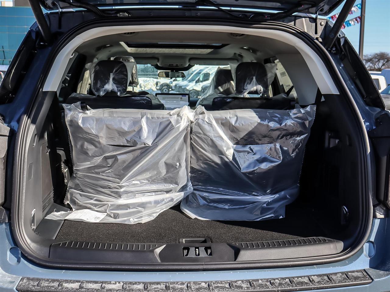 2026 Ford Explorer Active Photo