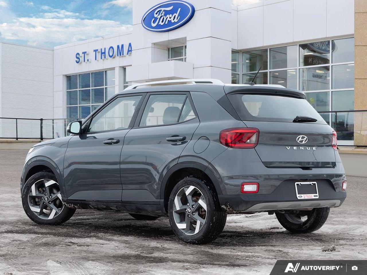 2025 Hyundai Venue Ultimate Photo3