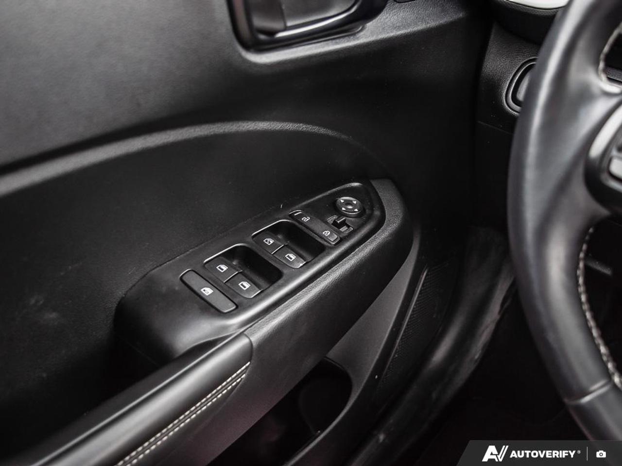 2025 Hyundai Venue Ultimate Photo