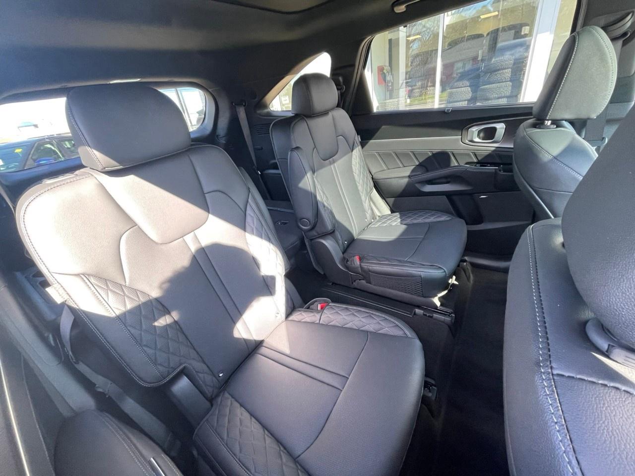 2026 Kia Sorento Hybrid SX AWD Photo