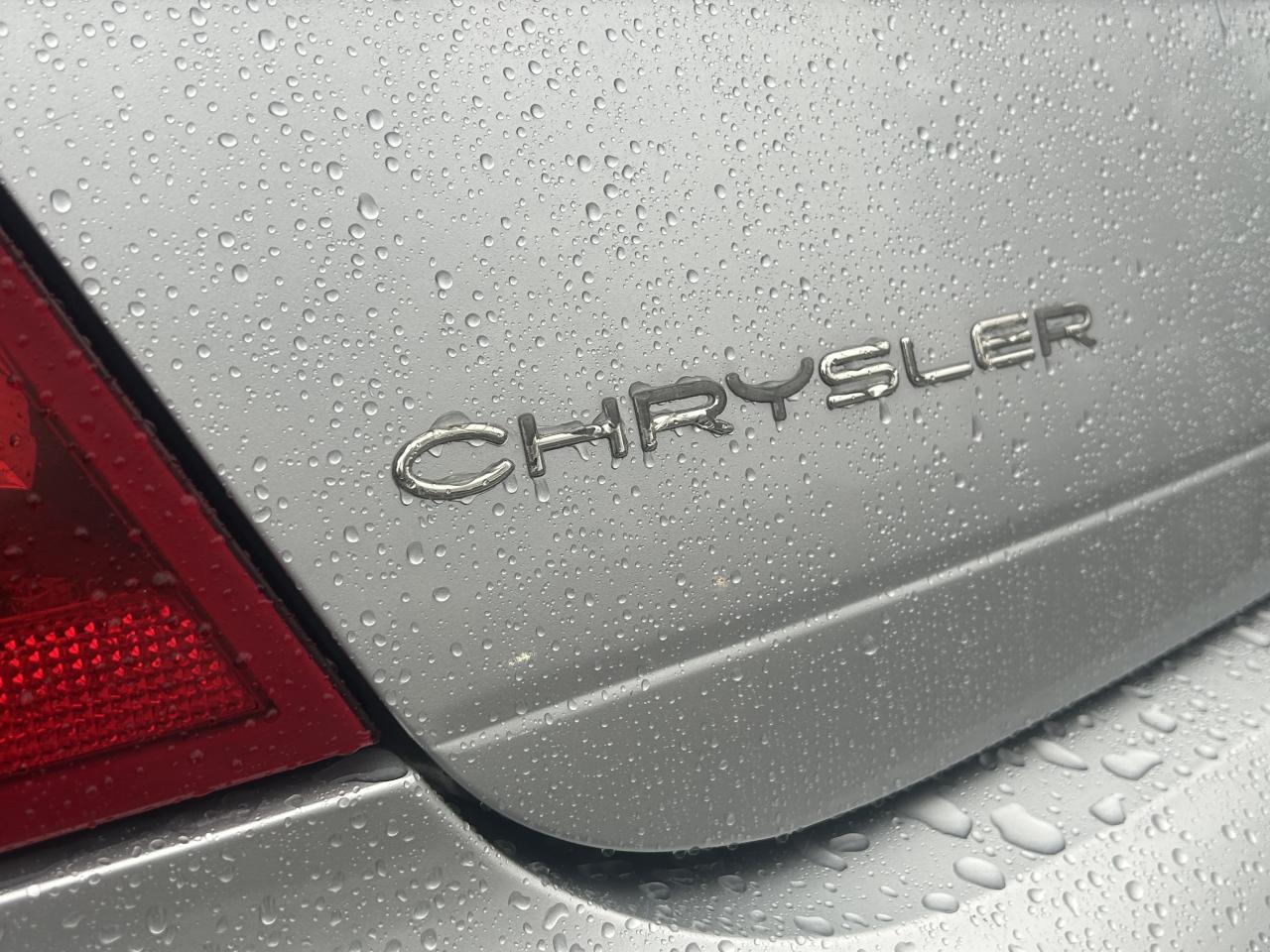 2003 Chrysler 300M  - Photo #15