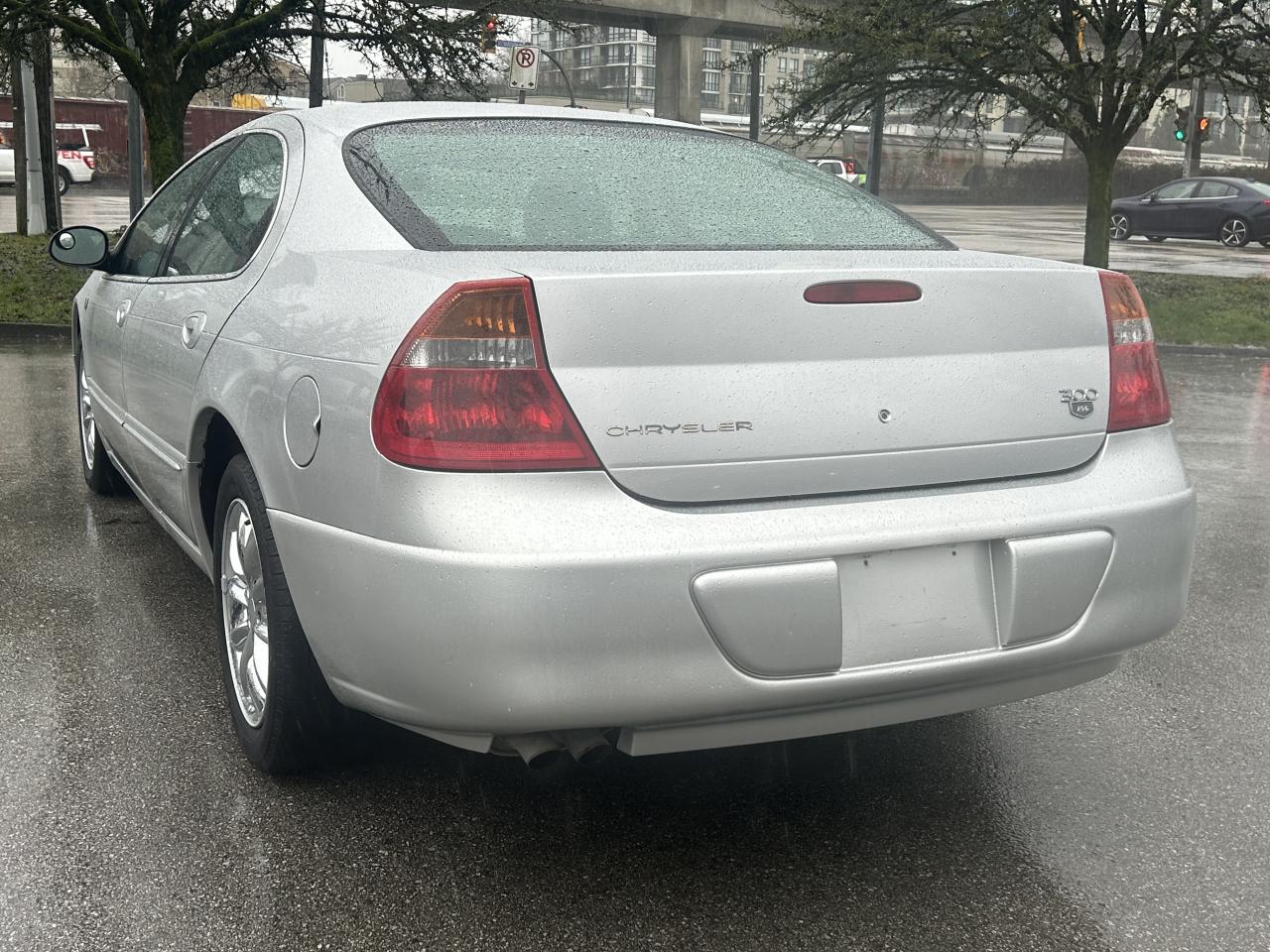 2003 Chrysler 300M  - Photo #3