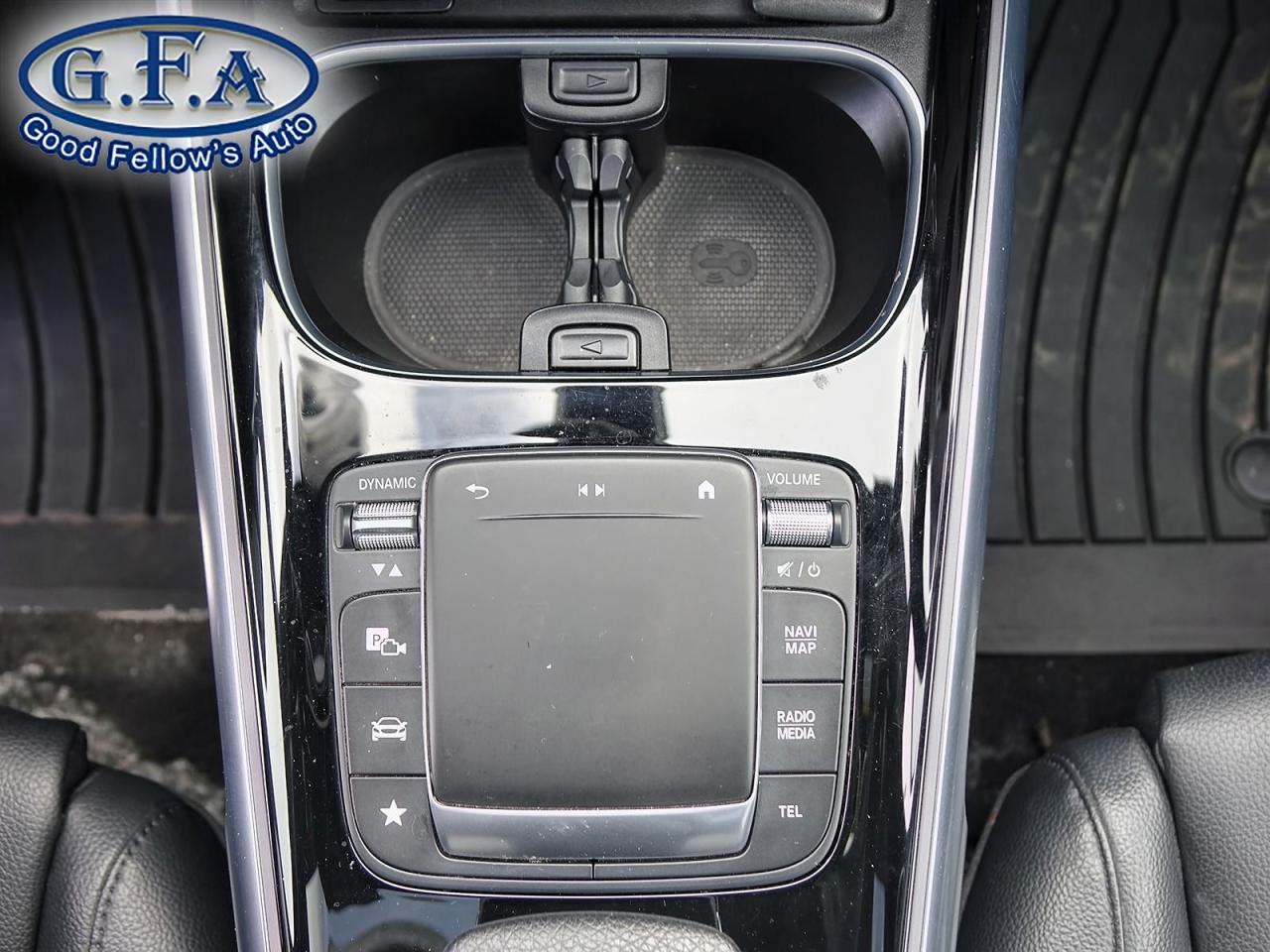 2021 Mercedes-Benz GLB 4MATIC, SUNROOF, 7 PASSENGER, LEATHER SEATS, REARV Photo14