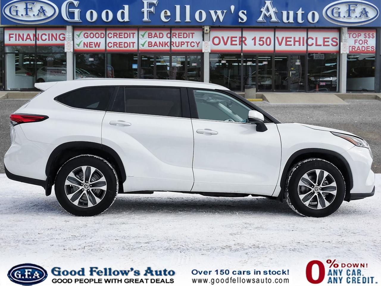 2023 Toyota Highlander XLE MODEL, AWD, 8 PASSENGER, LEATHER SEATS, SUNROO Photo