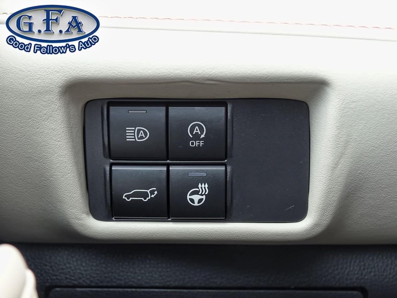 2023 Toyota Highlander XLE MODEL, AWD, 8 PASSENGER, LEATHER SEATS, SUNROO Photo