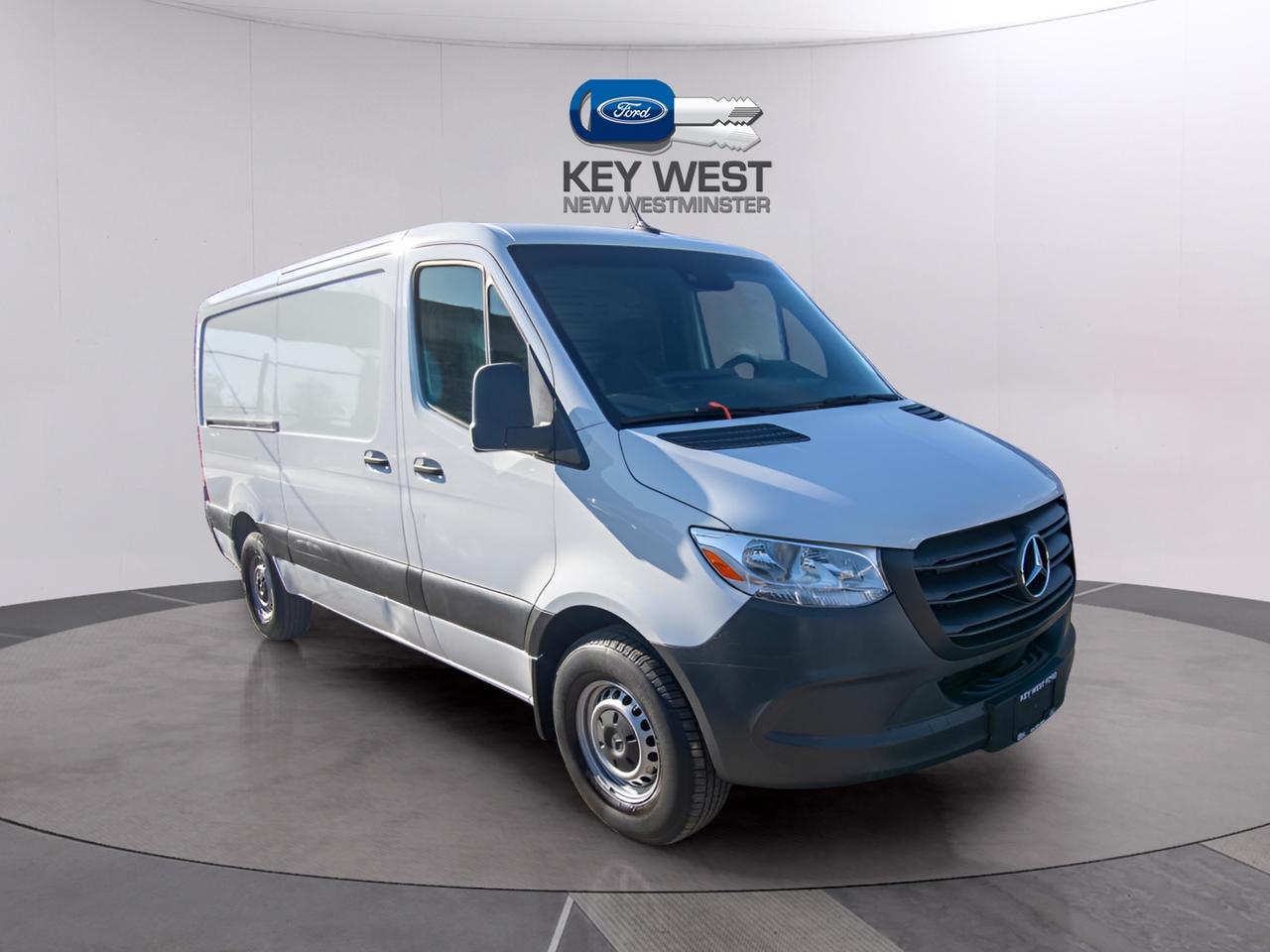 2024 Mercedes-Benz Sprinter 2500 Standard Roof I4 Diesel HO 144" Photo3