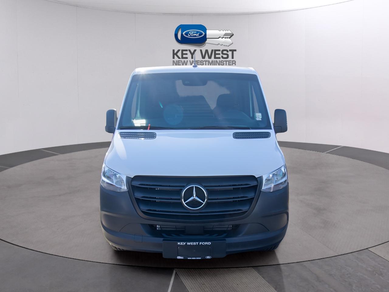 2024 Mercedes-Benz Sprinter 2500 Standard Roof I4 Diesel HO 144" Photo2