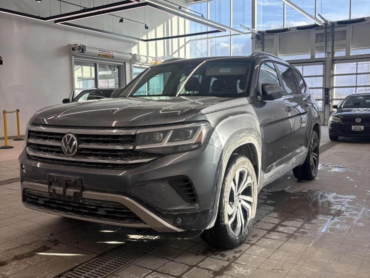 2022 Volkswagen Atlas HIGHLINE/ V6 AWD/ SUNROOF/ NAVI/ REAR CAM/ 7 PASSE - Photo #1