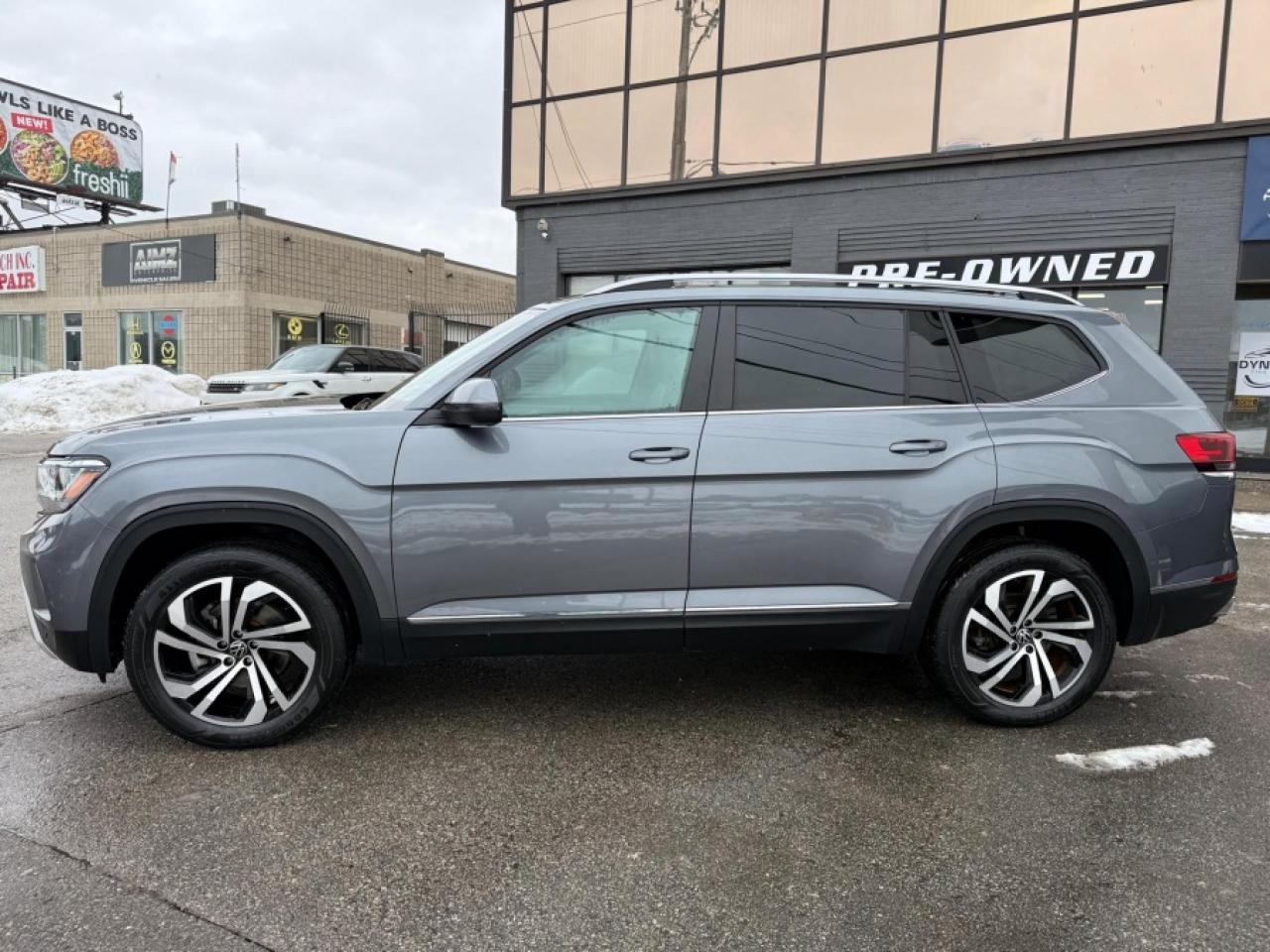 2022 Volkswagen Atlas HIGHLINE/ V6 AWD/ SUNROOF/ NAVI/ REAR CAM - Photo #9
