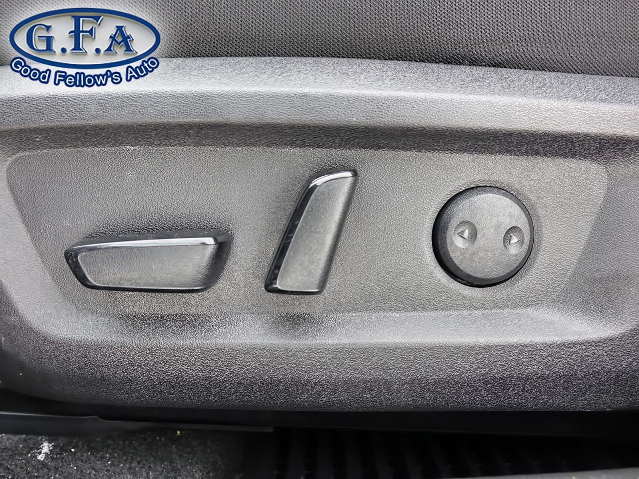 2023 Nissan Rogue SV MODEL, AWD, PANORAMIC ROOF, REARVIEW CAMERA, HE Photo