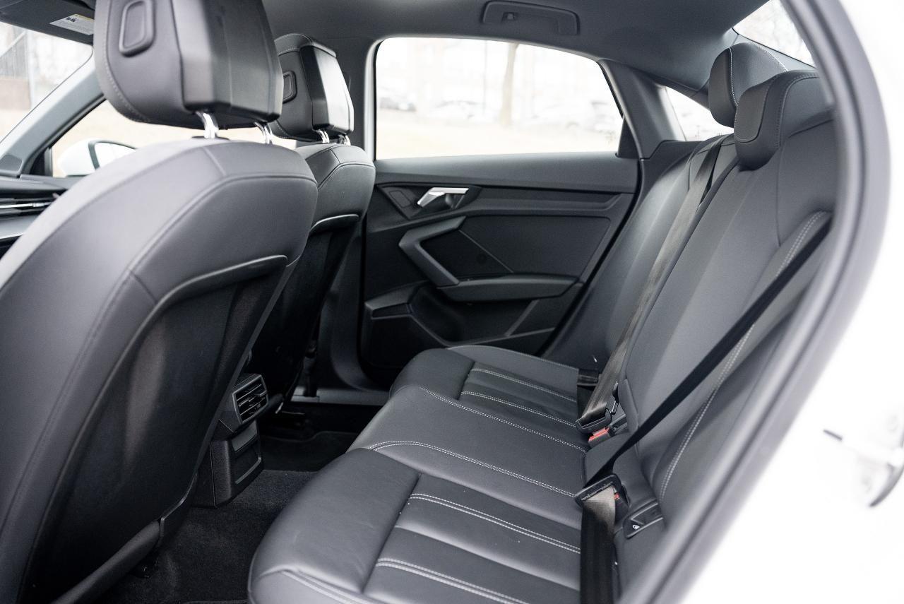 2024 Audi A3 Komfort| CLEAN CARFAX| NO ACCIDENTS| Photo