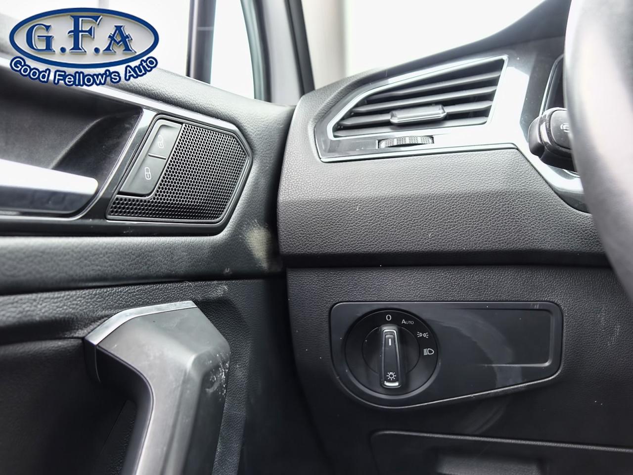 2022 Volkswagen Tiguan COMFORTLINE MODEL, 4MOTION, LEATHER SEATS, PANORAM Photo