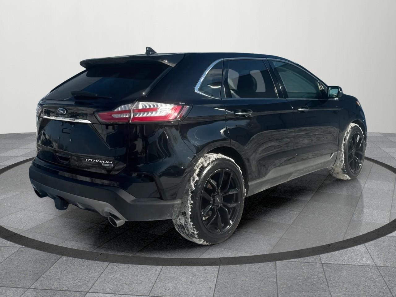 2019 Ford Edge TITANIUM 4DR ALL-WHEEL DRIVE Photo