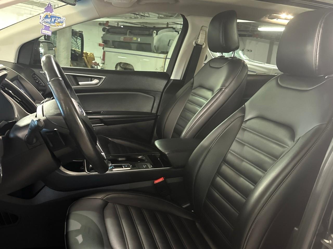 2020 Ford Edge SEL 4dr All-wheel Drive Photo