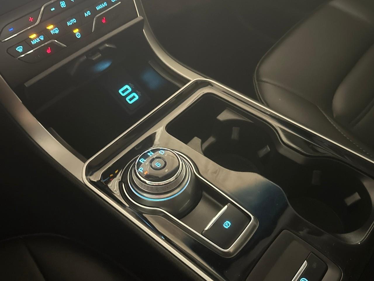 2020 Ford Edge SEL 4dr All-wheel Drive Photo