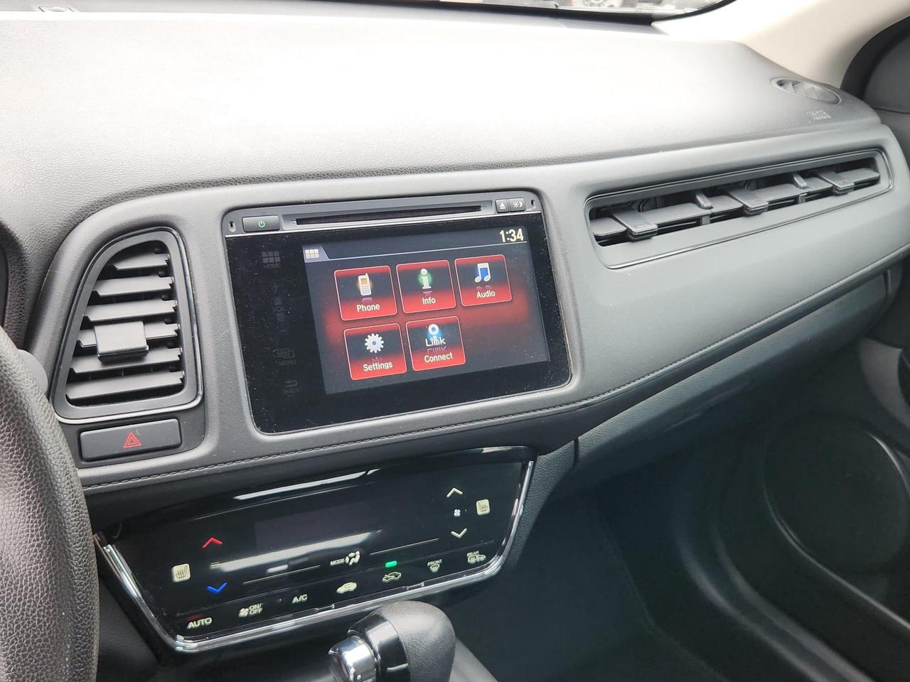 2018 Honda HR-V LX (CVT) 4dr All-Wheel Drive Photo