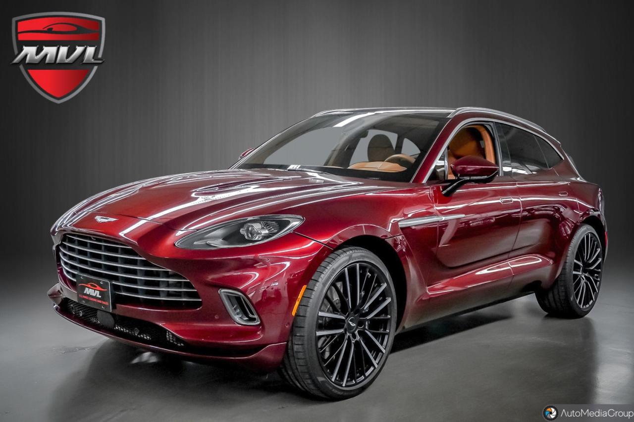 2022 Aston Martin DBX  Photo