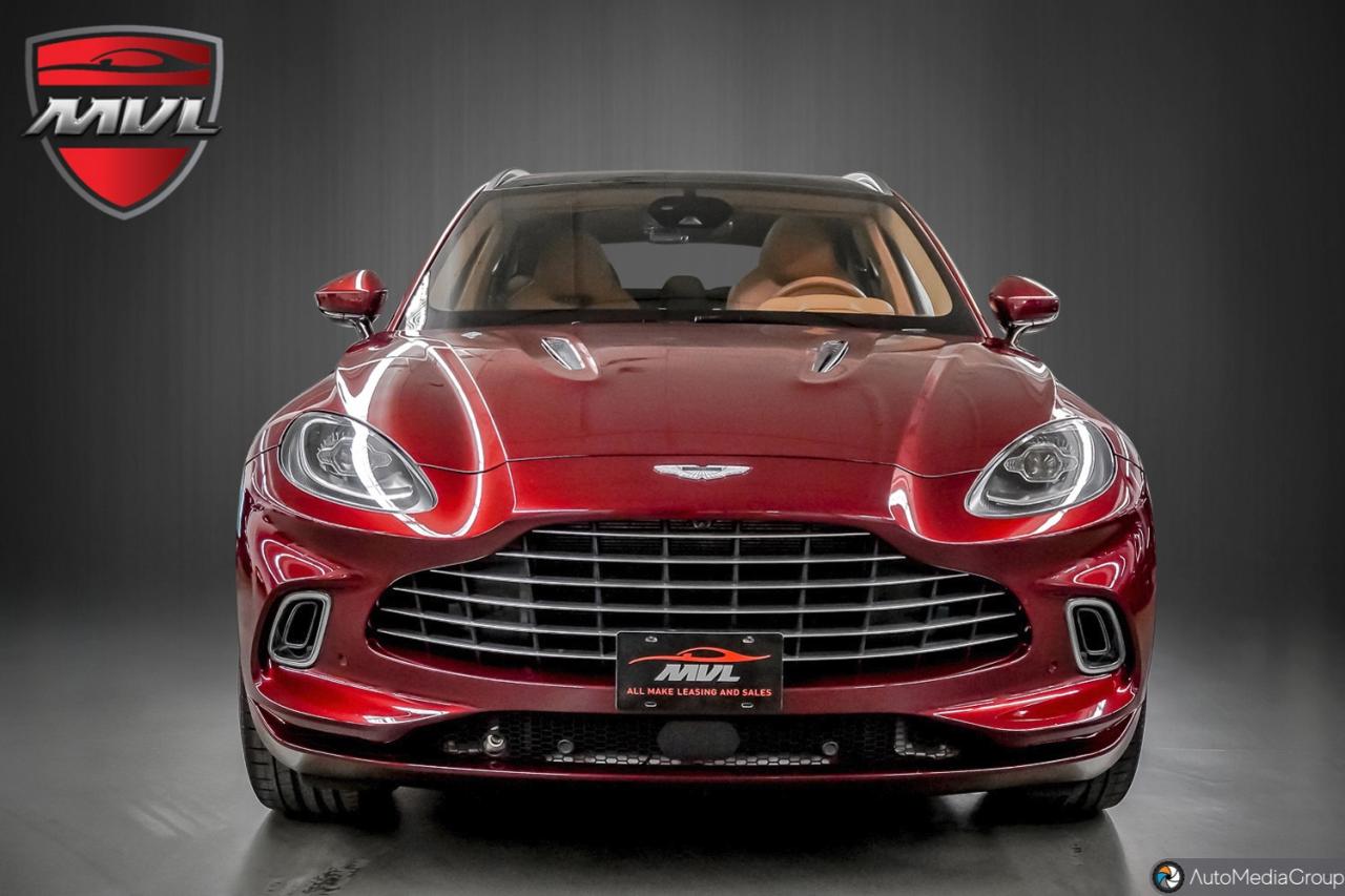 2022 Aston Martin DBX  Photo