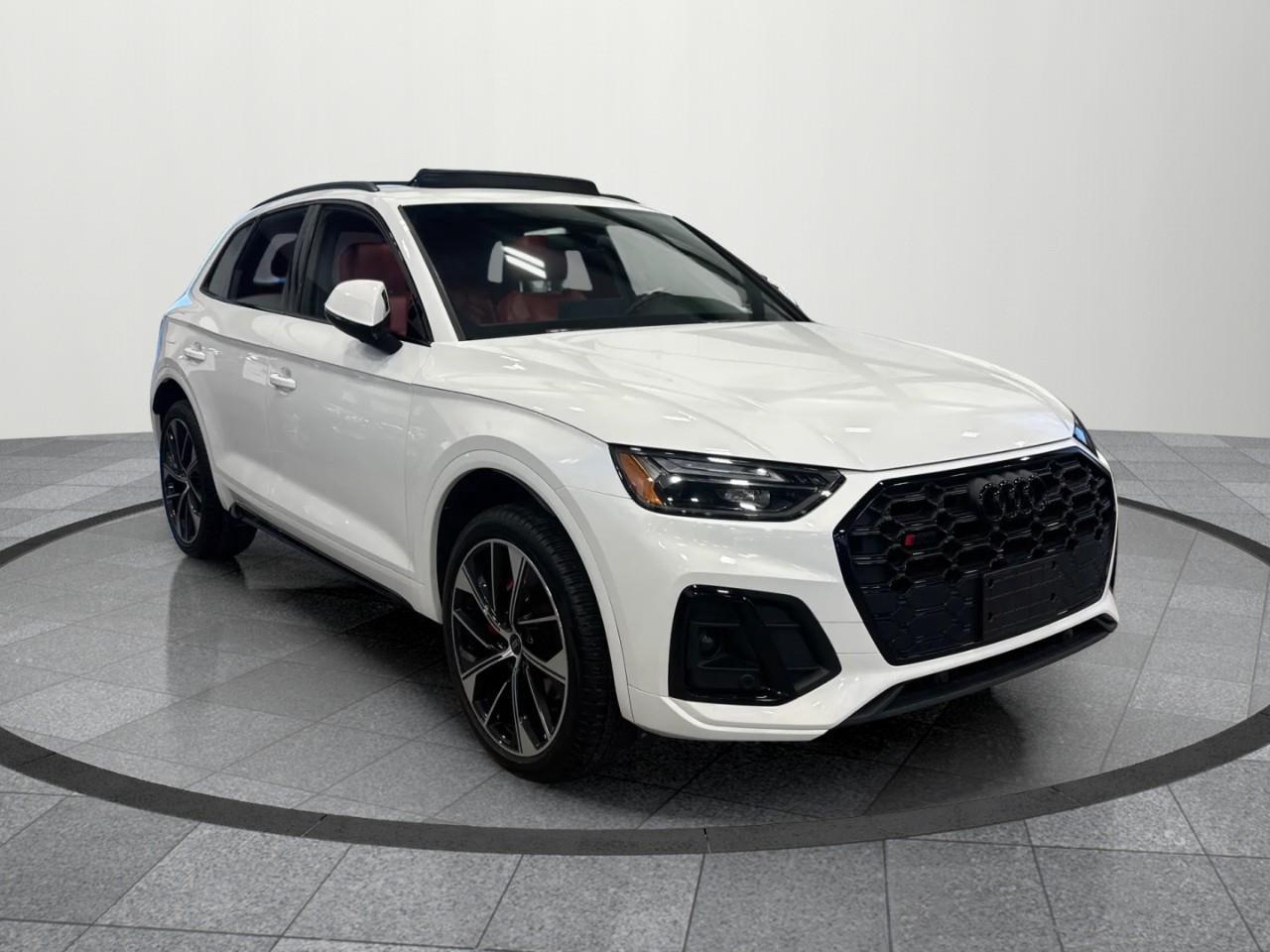 2022 Audi SQ5 3.0T Progressiv 4dr All-Wheel Drive quattro Sport Utility Photo