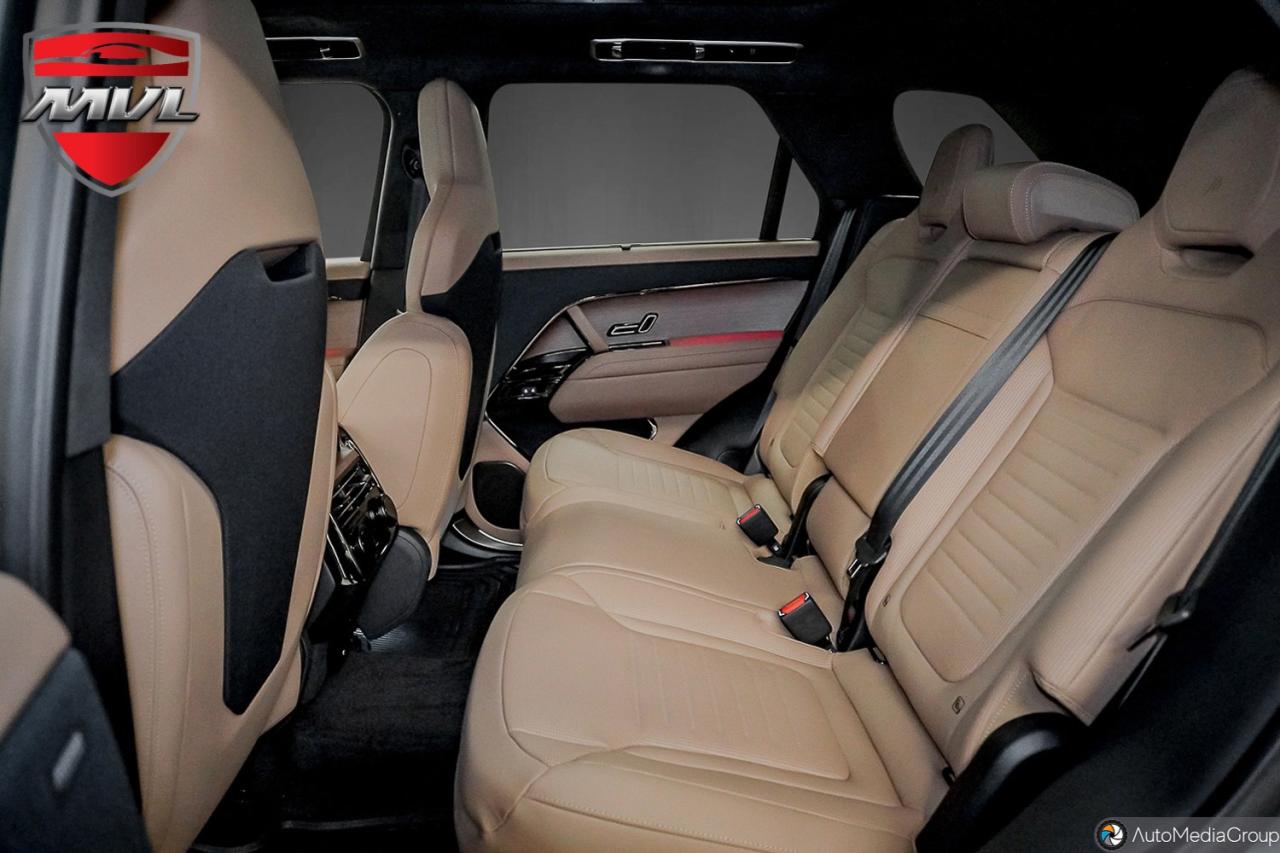 2025 Land Rover Range Rover Sport P635 SV Edition Two 4dr All-Wheel Drive Photo