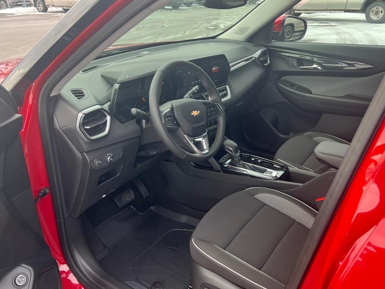 2026 Chevrolet TrailBlazer AWD 4dr LT Photo