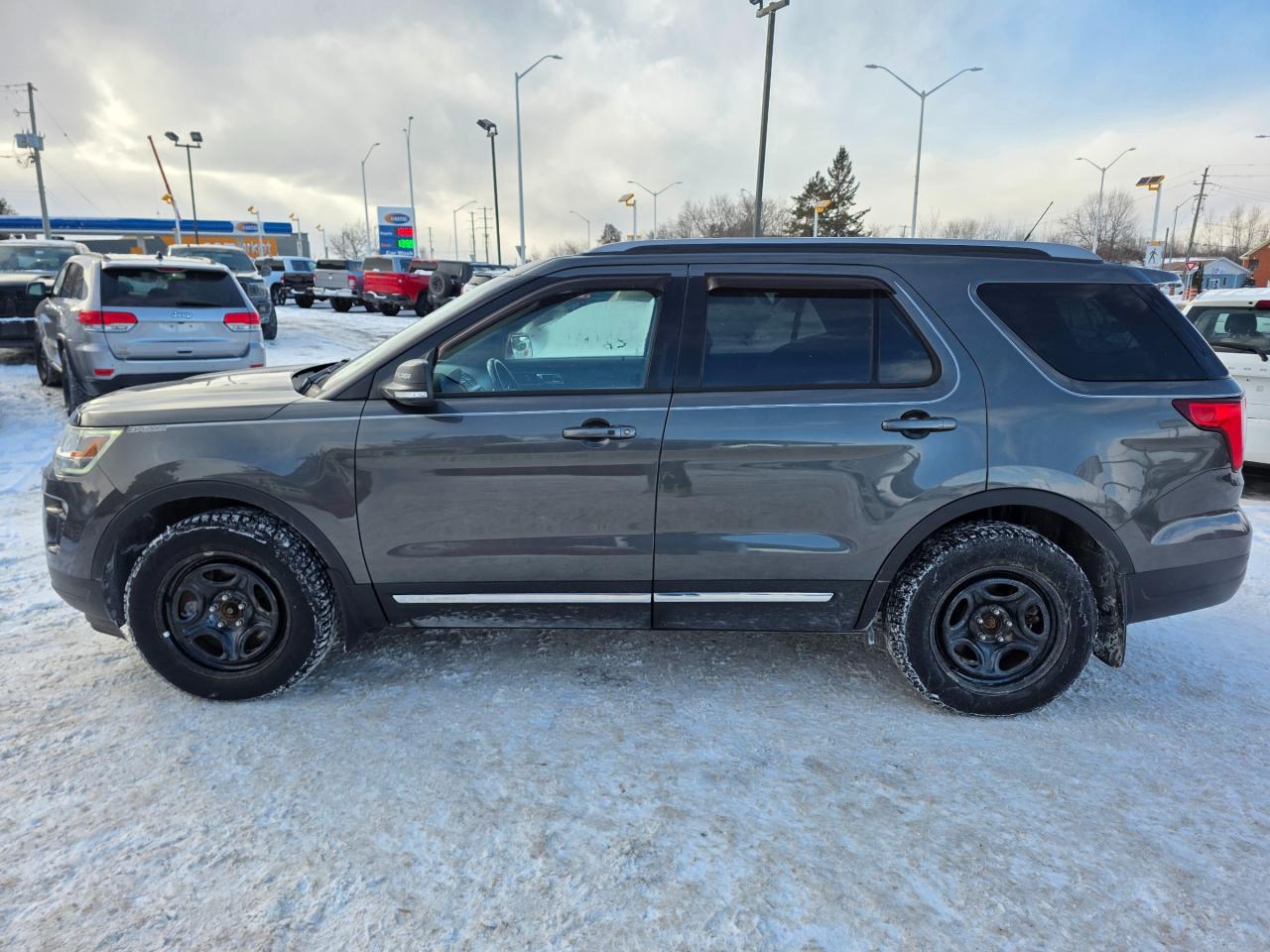 2019 Ford Explorer XLT 4DR 4X4 Photo