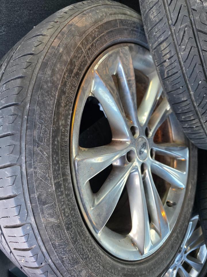 2019 Ford Explorer XLT 4DR 4X4 Photo