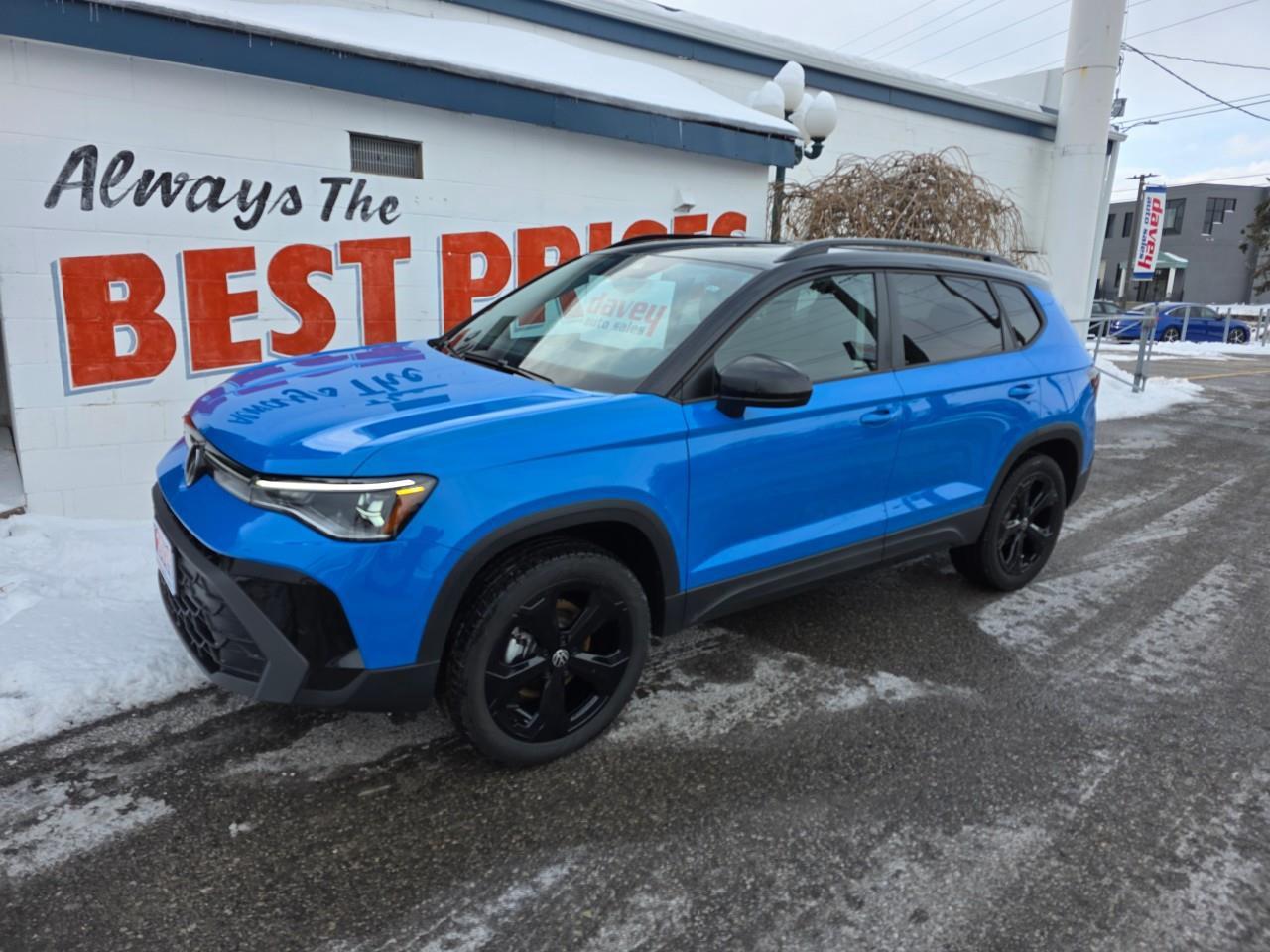 2025 Volkswagen Taos Comfortline Black Edition 4dr All-Wheel Drive 4MOTION Photo3