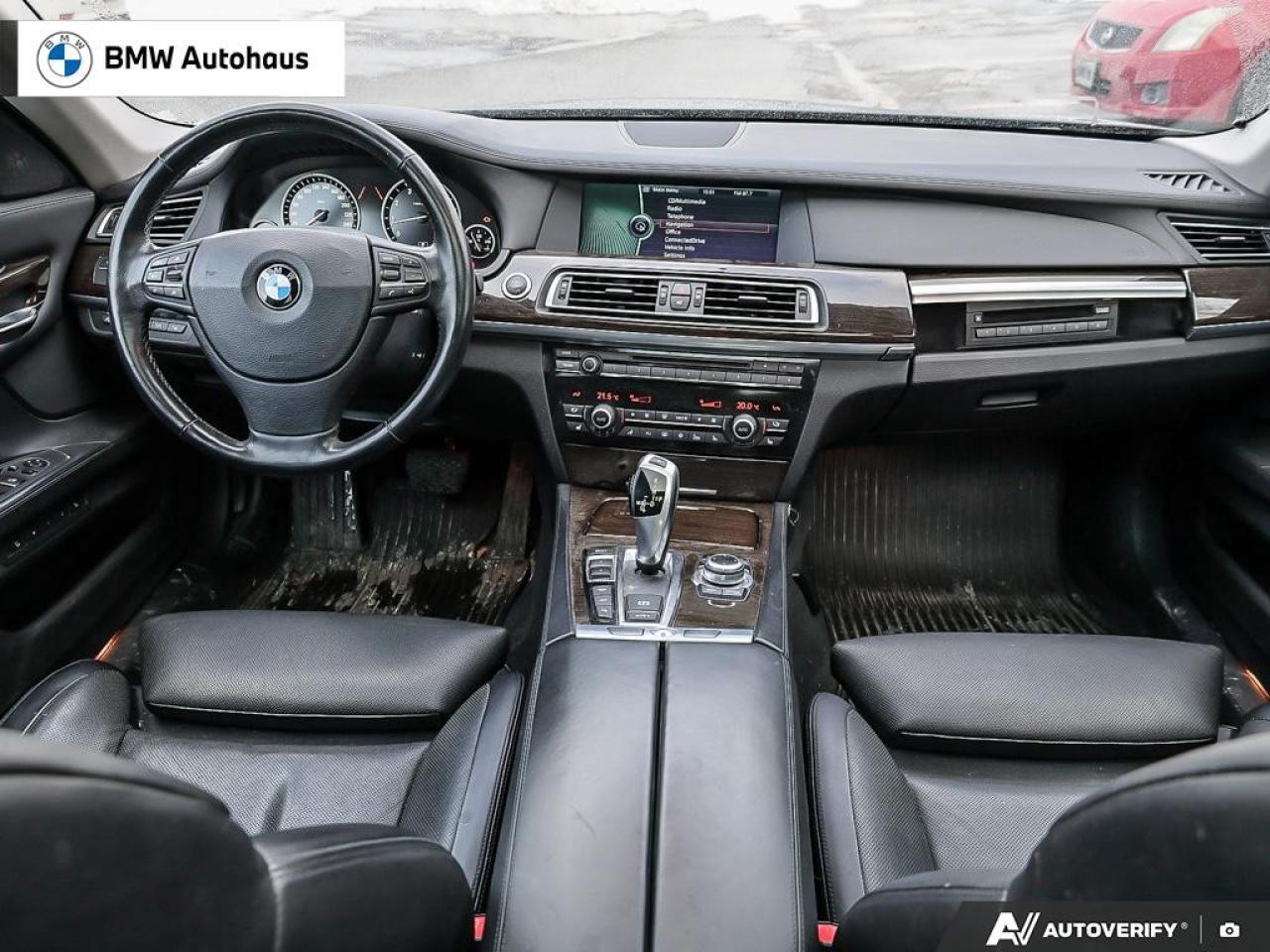 2012 BMW 7 Series 4dr Sdn 750Li xDrive AWD Photo