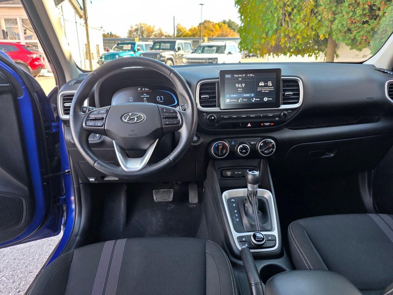 2024 Hyundai Venue Preferred 4dr Front-Wheel Drive Photo