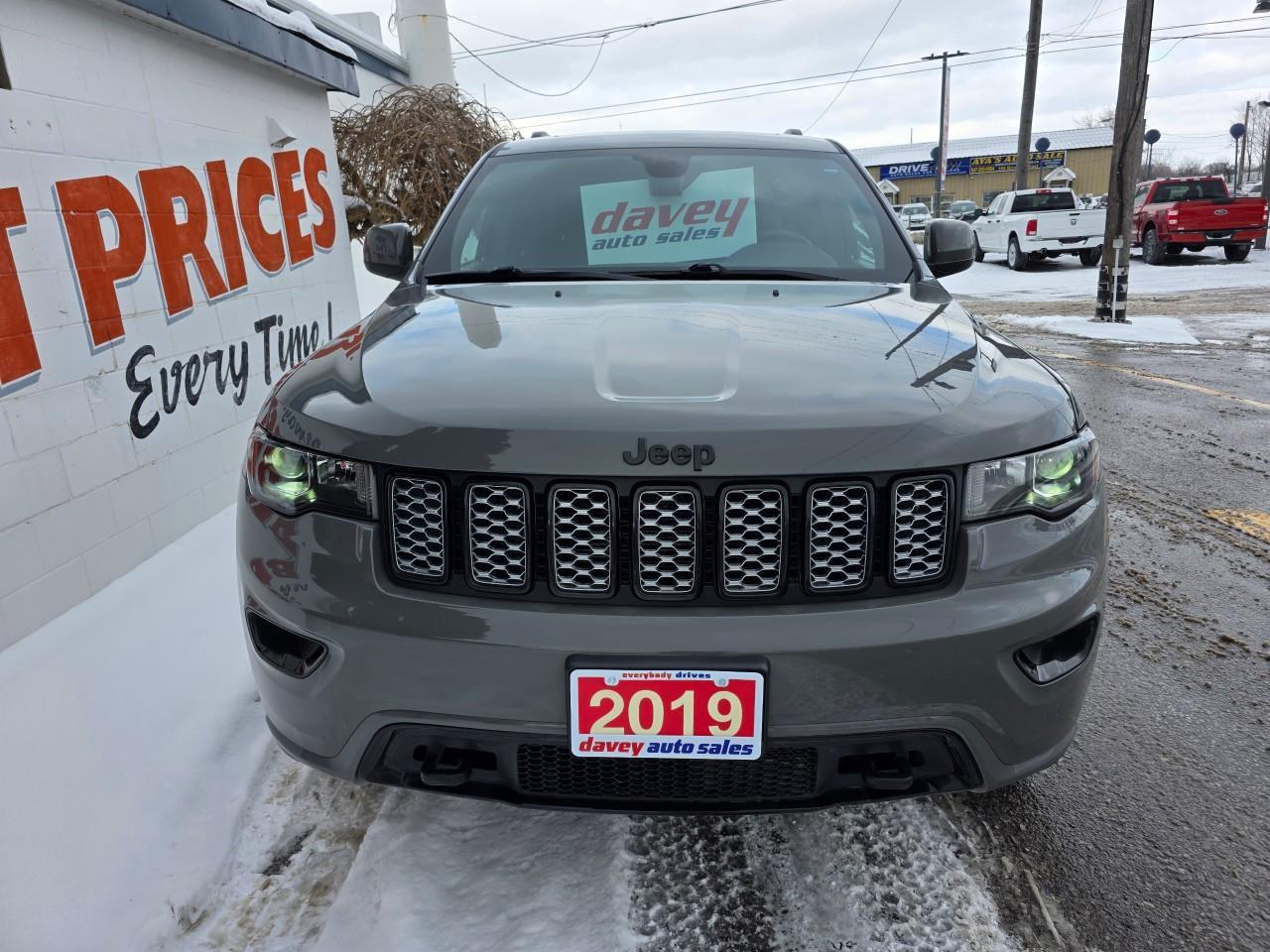 2019 Jeep Grand Cherokee Laredo 4dr 4x4 Photo