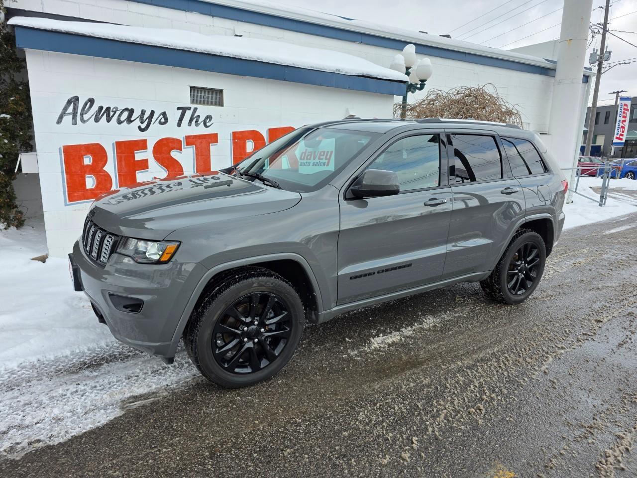 2019 Jeep Grand Cherokee Laredo 4dr 4x4 Photo