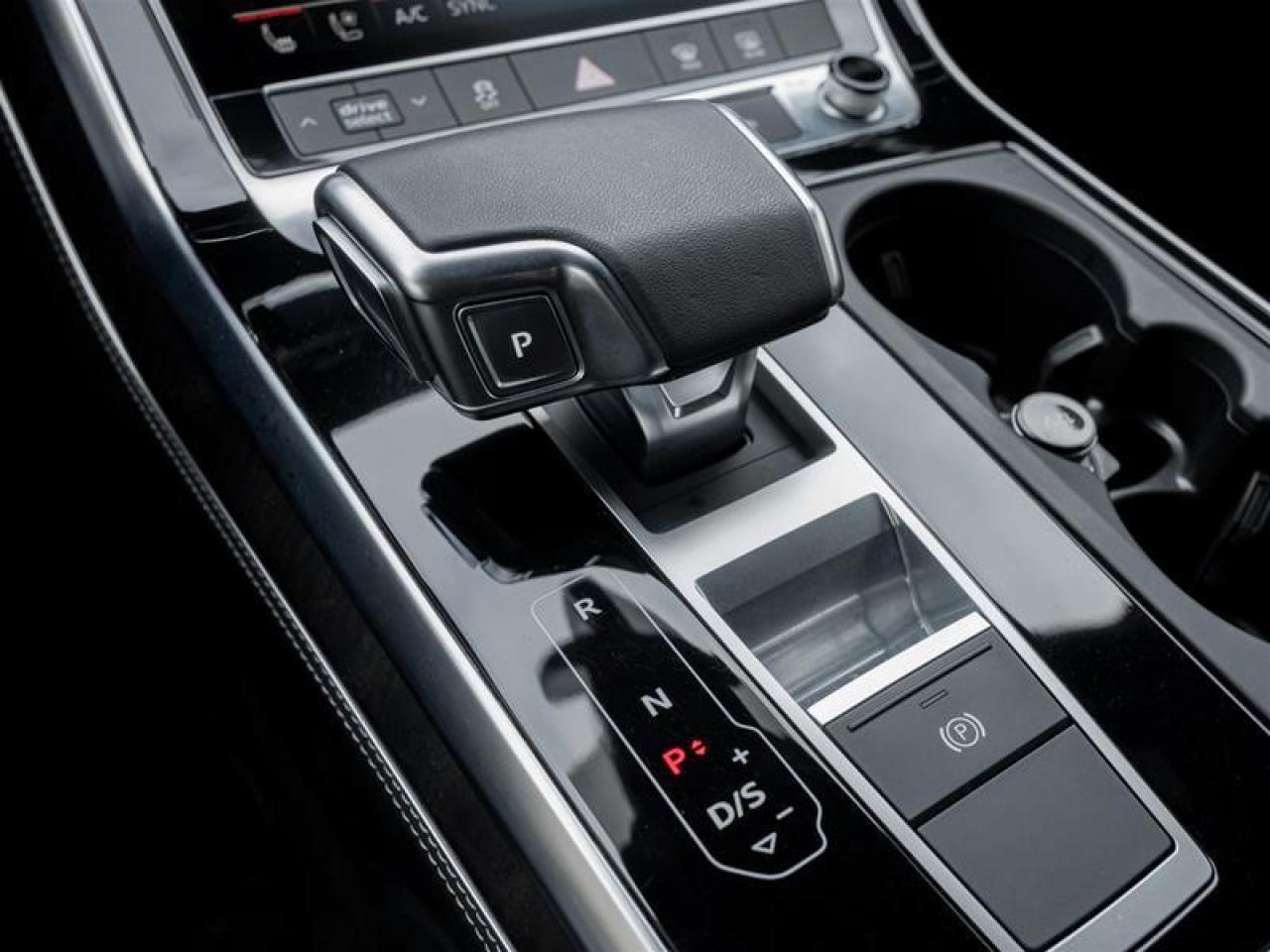 2024 Audi Q8 55 Progressiv 4dr All-Wheel Drive quattro Sport Utility Photo