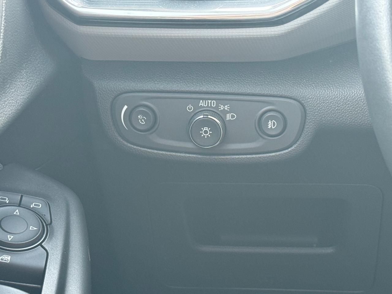 2023 Chevrolet TrailBlazer LT All-Wheel Drive Photo