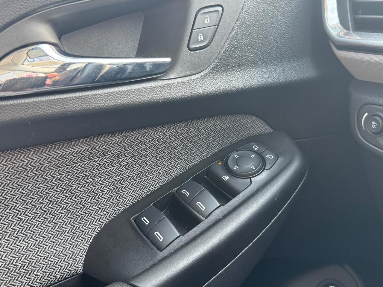 2023 Chevrolet TrailBlazer LT All-Wheel Drive Photo