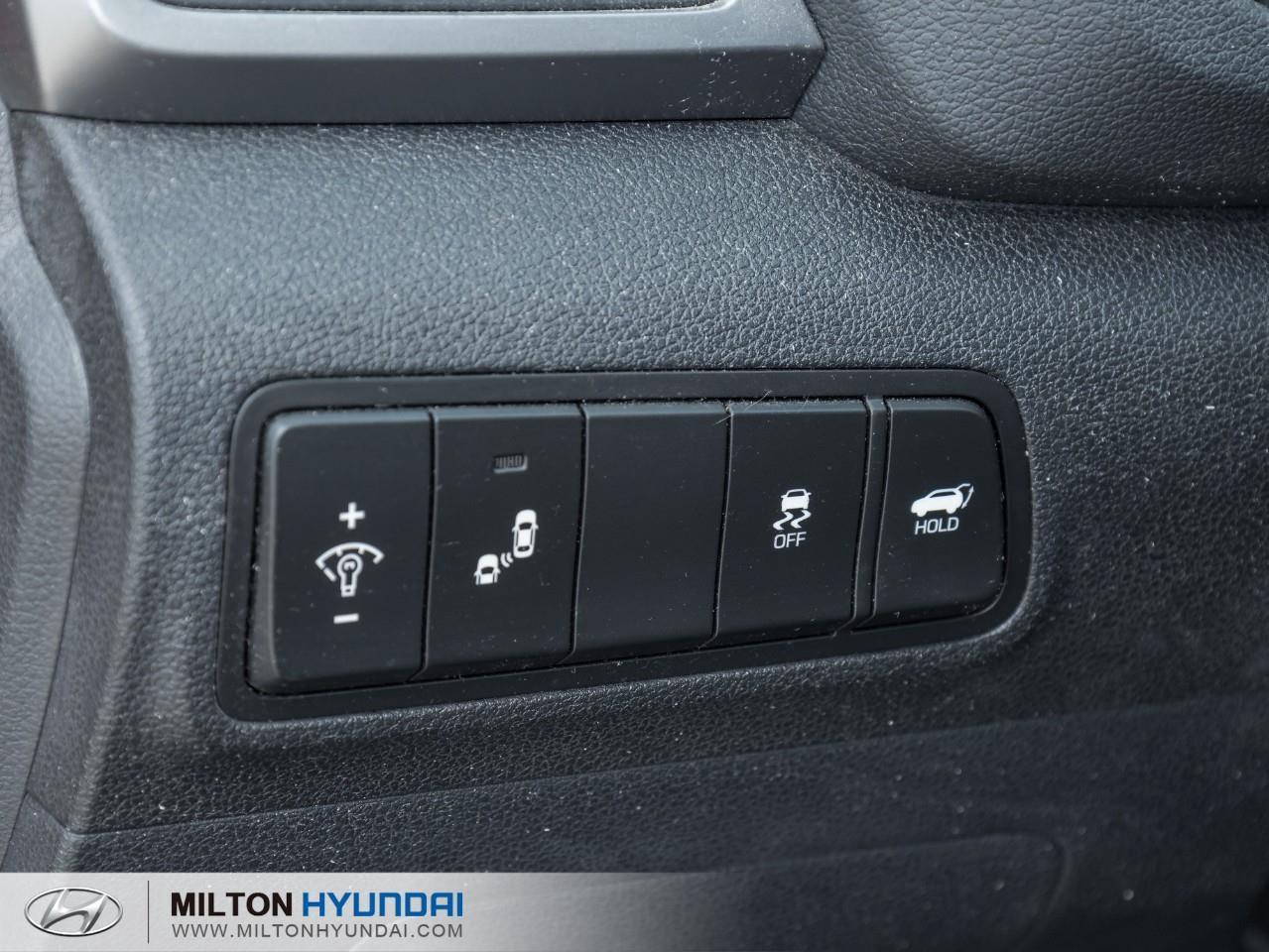 2016 Hyundai Tucson Luxury (A6) 4dr All-Wheel Drive Photo