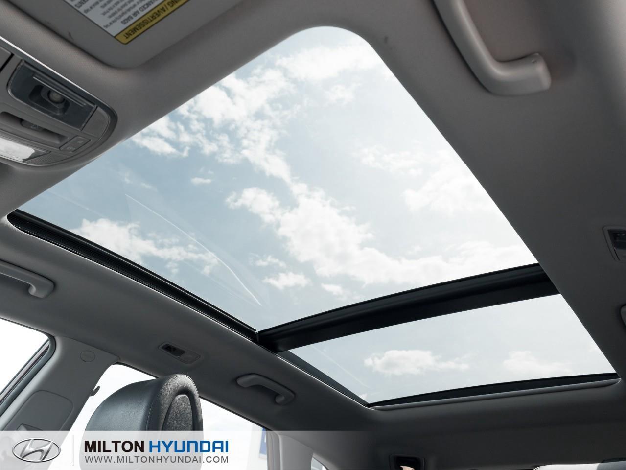 2016 Hyundai Tucson Luxury (A6) 4dr All-Wheel Drive Photo