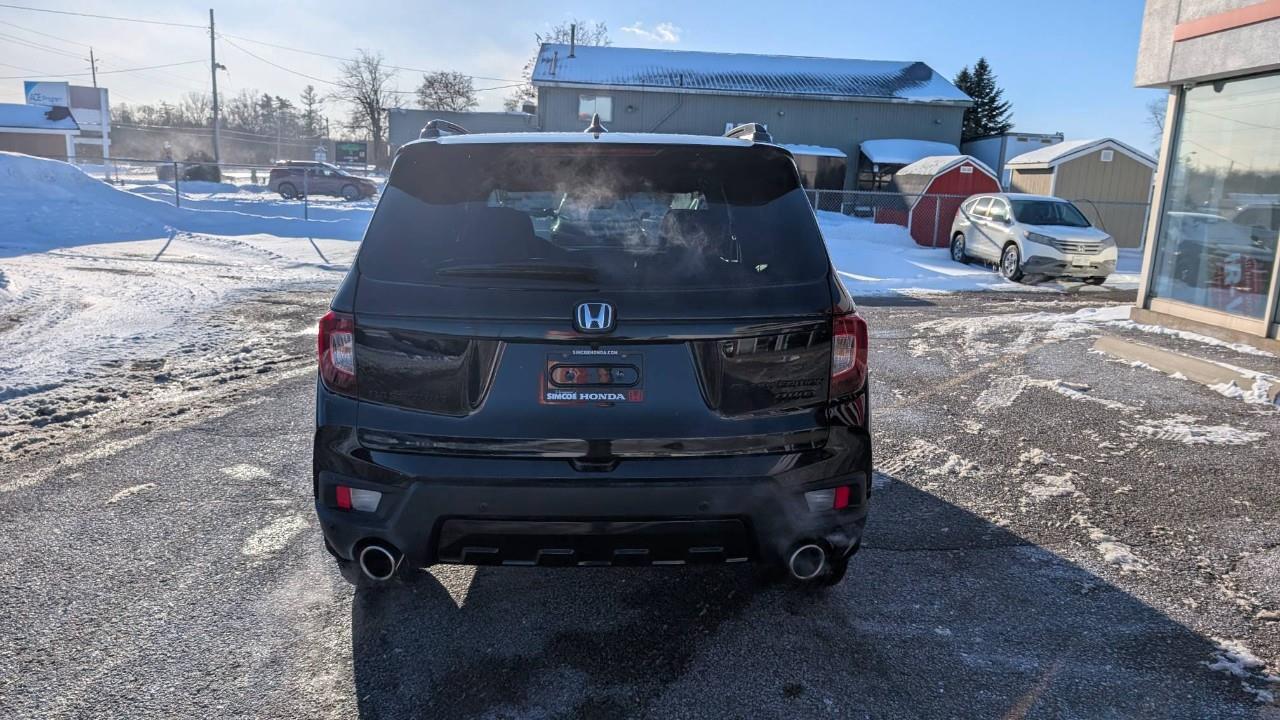 2025 Honda Passport Black Edition 4dr All-Wheel Drive Photo
