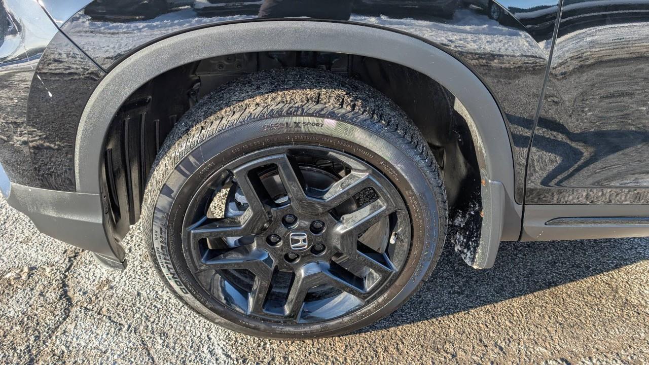 2025 Honda Passport Black Edition 4dr All-Wheel Drive Photo