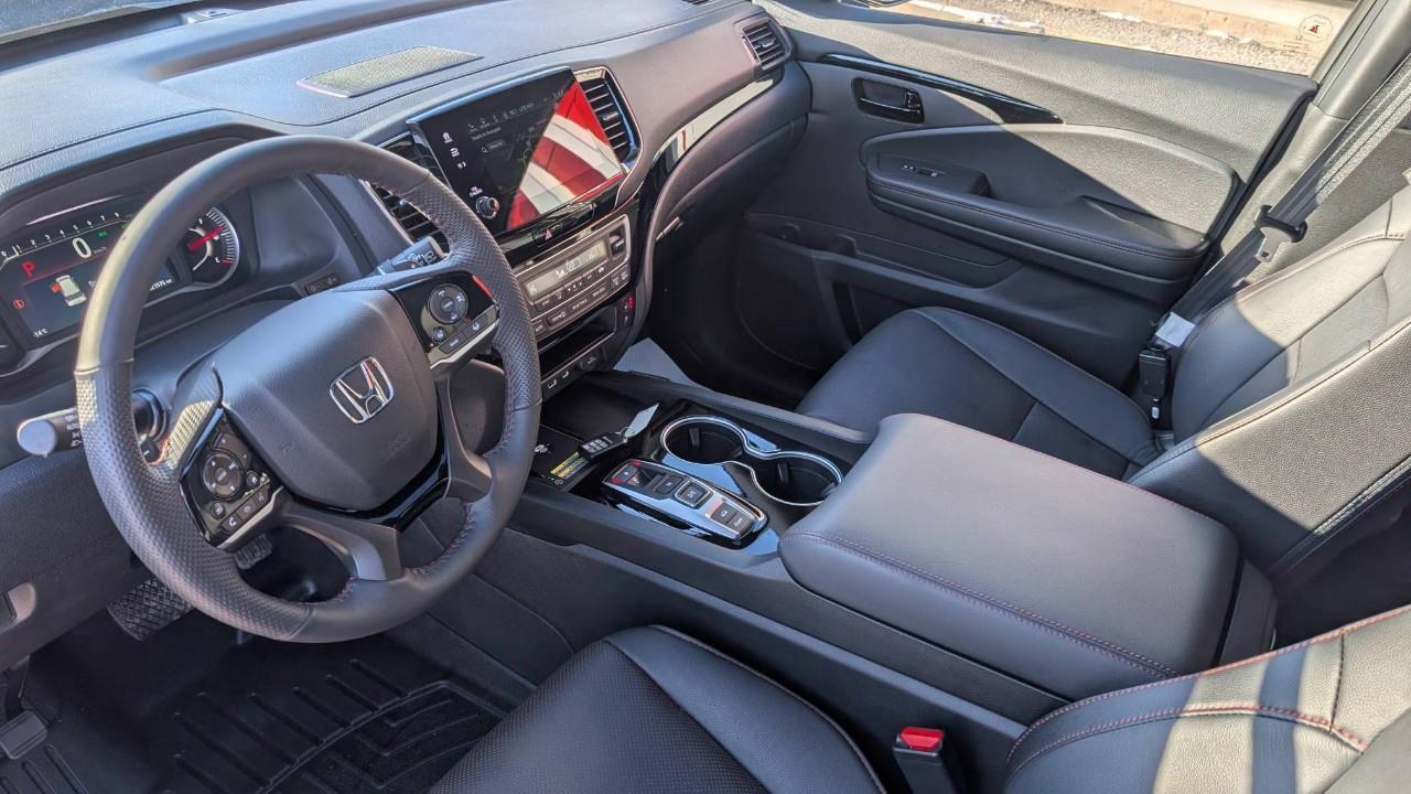 2025 Honda Passport Black Edition 4dr All-Wheel Drive Photo